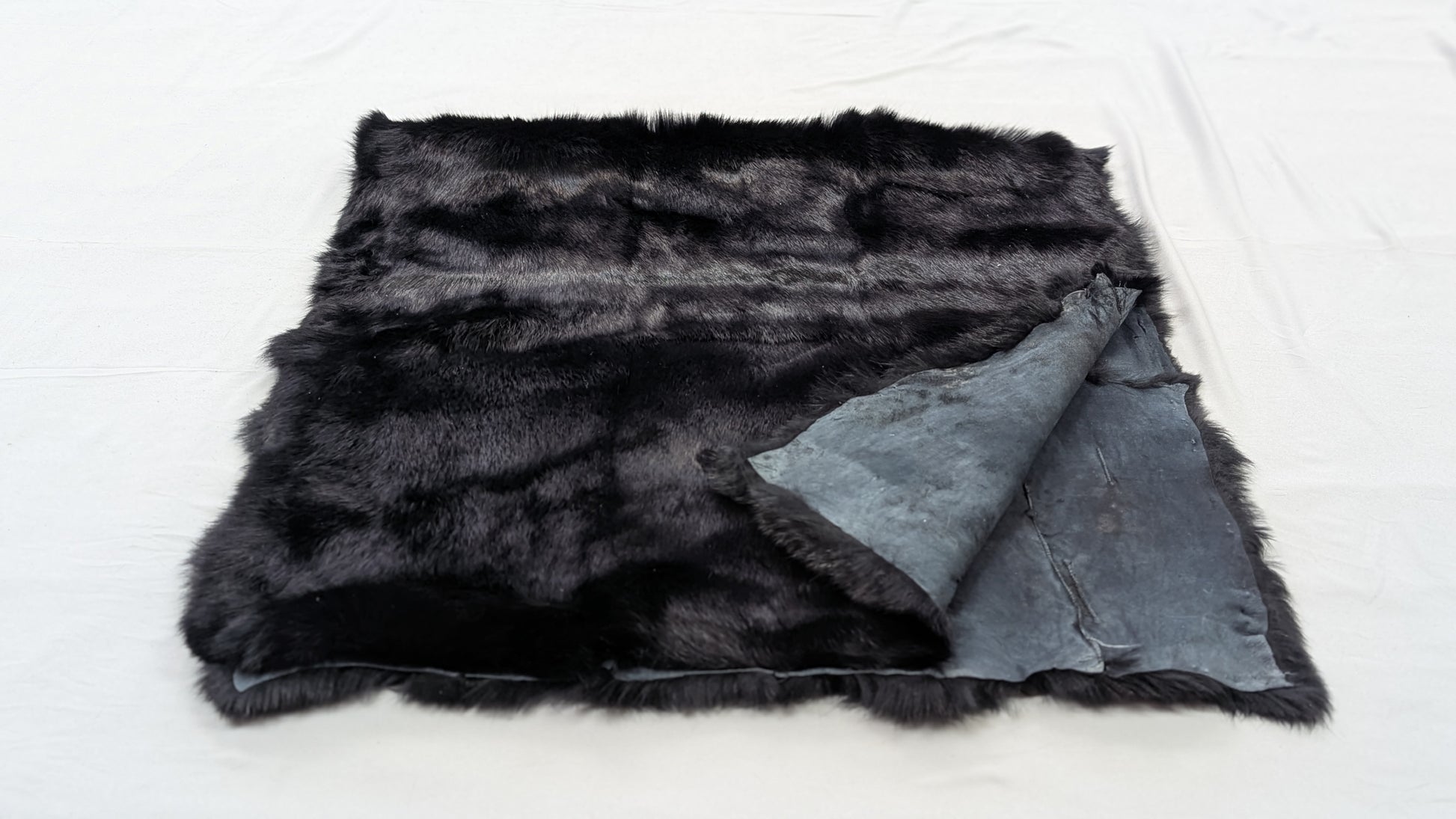 Rabbit Plate - Black